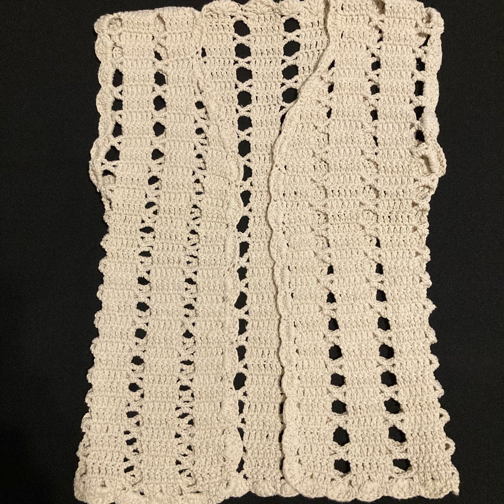Vintage Ivory Crochet Vest Handmade Size S Hippy Bohemian Grandma Core Knit